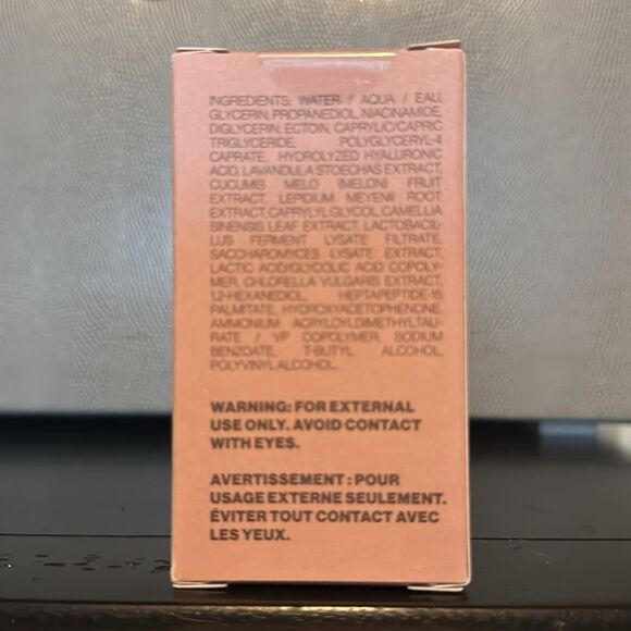 DERMAFLASH HYDRAFLASH COCOONING SERUM 
Smoothing, Firming + Depuffing Se… - Picture 5 of 6